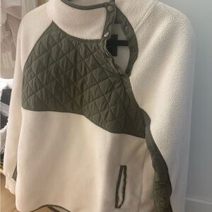 Abercrombie & Fitch Olive and White Fleece Pullover